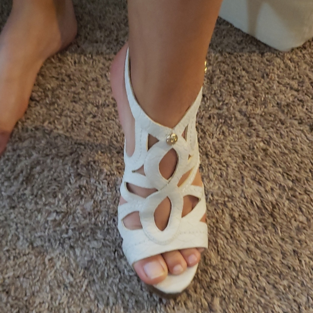 High heels - Picture 4 of 8